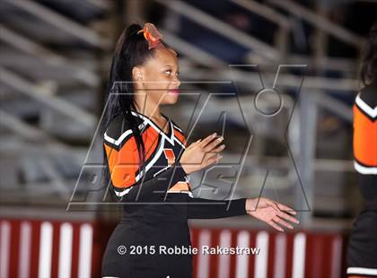 Thumbnail 3 in Seagoville vs. Lancaster (UIL 5A Bi-District Playoff) photogallery.