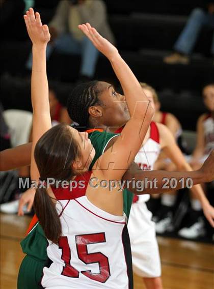 Thumbnail 3 in Wando v Eau Claire (Lake Marion Invitational Tournament 2010)  photogallery.