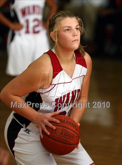 Thumbnail 1 in Wando v Eau Claire (Lake Marion Invitational Tournament 2010)  photogallery.