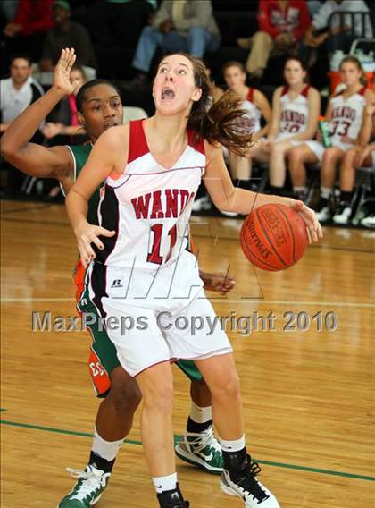 Thumbnail 1 in Wando v Eau Claire (Lake Marion Invitational Tournament 2010)  photogallery.