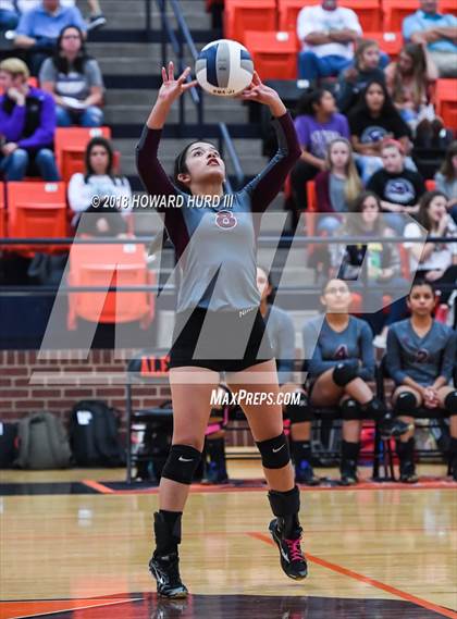 Thumbnail 2 in North Side vs. Granbury (UIL 5A Bi-District Playoff) photogallery.