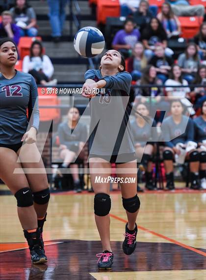 Thumbnail 1 in North Side vs. Granbury (UIL 5A Bi-District Playoff) photogallery.
