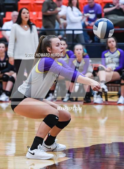 Thumbnail 1 in North Side vs. Granbury (UIL 5A Bi-District Playoff) photogallery.