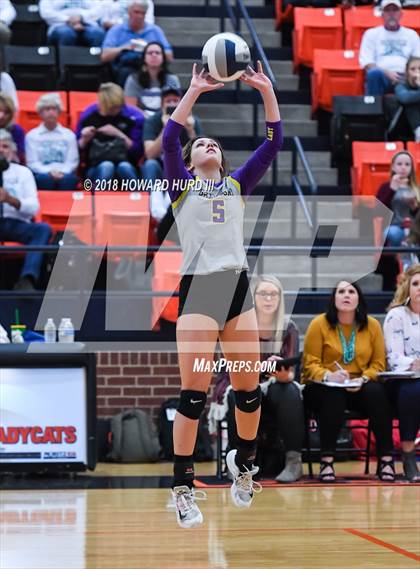 Thumbnail 1 in North Side vs. Granbury (UIL 5A Bi-District Playoff) photogallery.