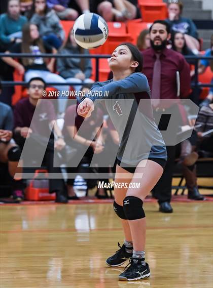 Thumbnail 1 in North Side vs. Granbury (UIL 5A Bi-District Playoff) photogallery.