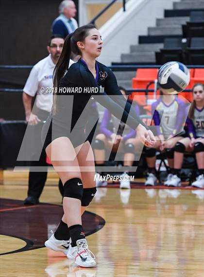 Thumbnail 3 in North Side vs. Granbury (UIL 5A Bi-District Playoff) photogallery.