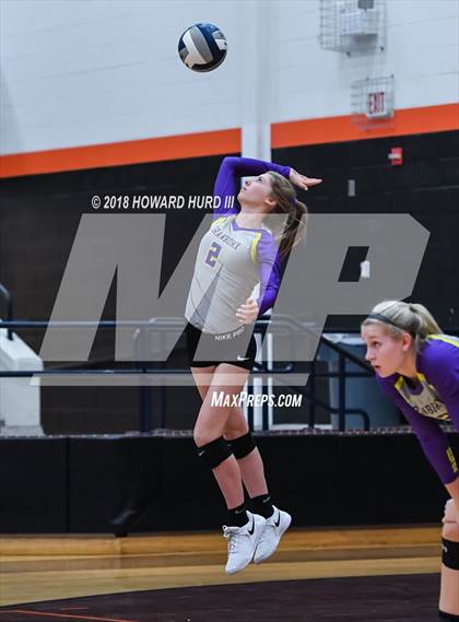 Thumbnail 3 in North Side vs. Granbury (UIL 5A Bi-District Playoff) photogallery.