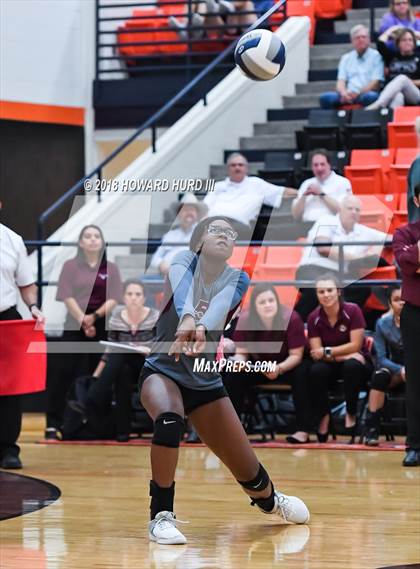Thumbnail 2 in North Side vs. Granbury (UIL 5A Bi-District Playoff) photogallery.