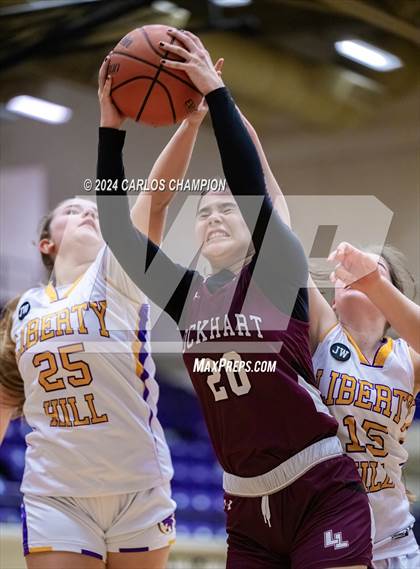 Thumbnail 2 in Lockhart @ Liberty Hill photogallery.
