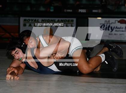 Thumbnail 2 in Royal vs Camarillo photogallery.