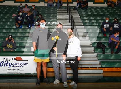Thumbnail 3 in Royal vs Camarillo photogallery.