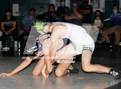 Thumbnail 2 in Royal vs Camarillo photogallery.