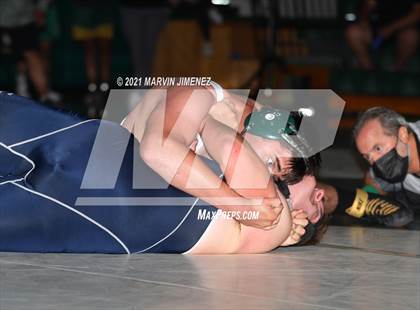 Thumbnail 2 in Royal vs Camarillo photogallery.