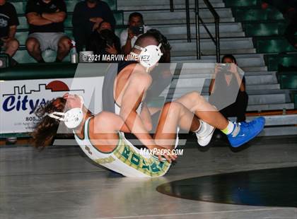 Thumbnail 1 in Royal vs Camarillo photogallery.