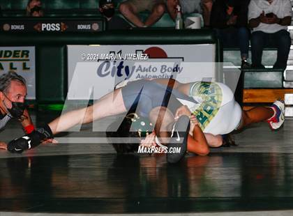 Thumbnail 3 in Royal vs Camarillo photogallery.