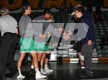 Thumbnail 3 in Royal vs Camarillo photogallery.