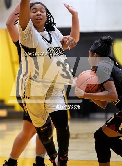 Thumbnail 1 in Oaks Christian @ Newbury Park photogallery.
