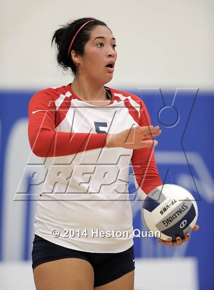 Thumbnail 2 in Mater Dei @ Redondo Union (CIF-SS D1AA Final) photogallery.