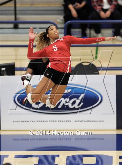Thumbnail 1 in Mater Dei @ Redondo Union (CIF-SS D1AA Final) photogallery.