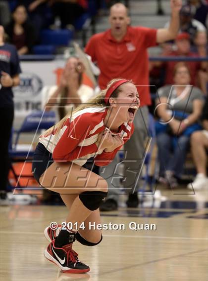 Thumbnail 3 in Mater Dei @ Redondo Union (CIF-SS D1AA Final) photogallery.