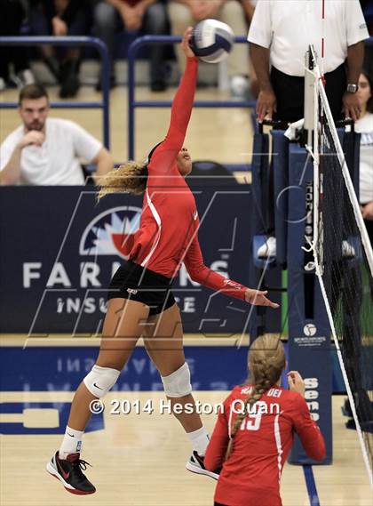 Thumbnail 2 in Mater Dei @ Redondo Union (CIF-SS D1AA Final) photogallery.