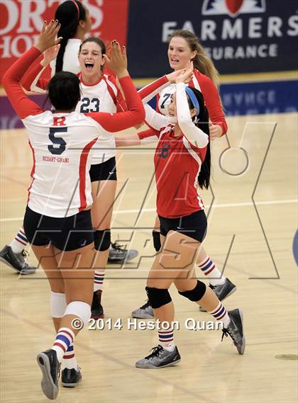 Thumbnail 3 in Mater Dei @ Redondo Union (CIF-SS D1AA Final) photogallery.