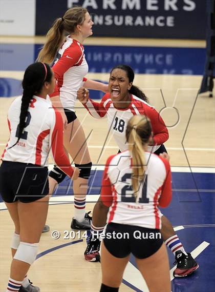 Thumbnail 2 in Mater Dei @ Redondo Union (CIF-SS D1AA Final) photogallery.
