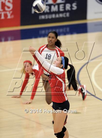 Thumbnail 3 in Mater Dei @ Redondo Union (CIF-SS D1AA Final) photogallery.