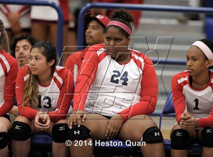 Thumbnail 2 in Mater Dei @ Redondo Union (CIF-SS D1AA Final) photogallery.