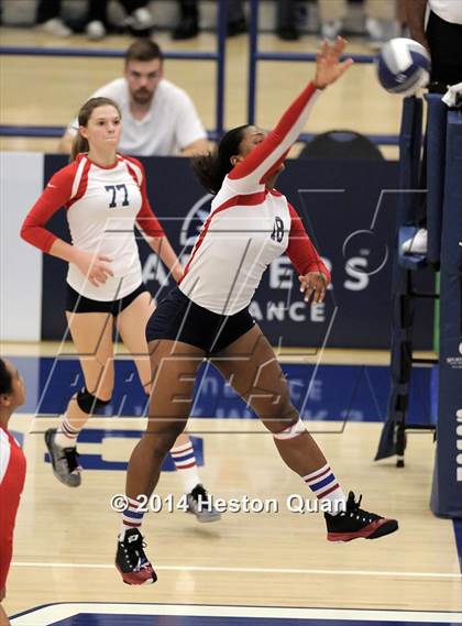 Thumbnail 3 in Mater Dei @ Redondo Union (CIF-SS D1AA Final) photogallery.