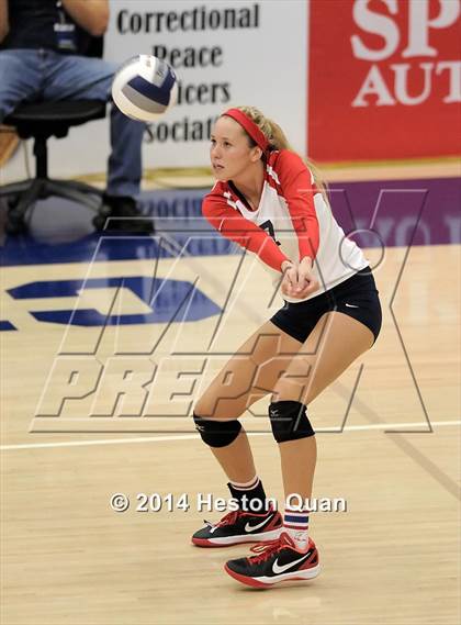 Thumbnail 2 in Mater Dei @ Redondo Union (CIF-SS D1AA Final) photogallery.