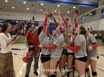 Thumbnail 2 in Mater Dei @ Redondo Union (CIF-SS D1AA Final) photogallery.