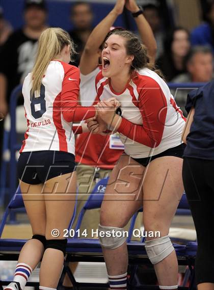 Thumbnail 2 in Mater Dei @ Redondo Union (CIF-SS D1AA Final) photogallery.