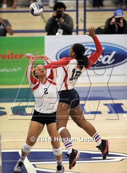 Thumbnail 1 in Mater Dei @ Redondo Union (CIF-SS D1AA Final) photogallery.