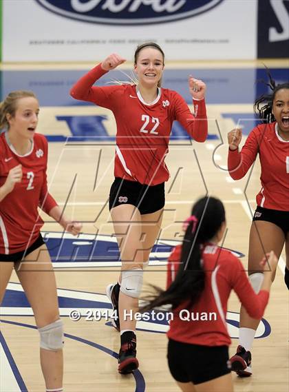 Thumbnail 3 in Mater Dei @ Redondo Union (CIF-SS D1AA Final) photogallery.