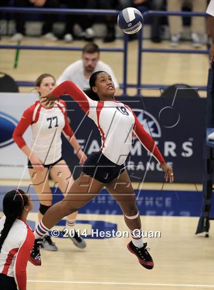 Thumbnail 2 in Mater Dei @ Redondo Union (CIF-SS D1AA Final) photogallery.