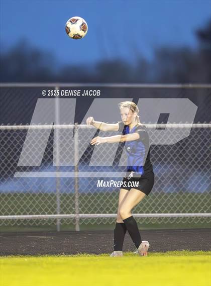 Thumbnail 1 in Waunakee @ Watertown photogallery.