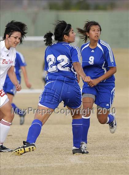 Thumbnail 1 in Rialto @ Redlands East Valley photogallery.