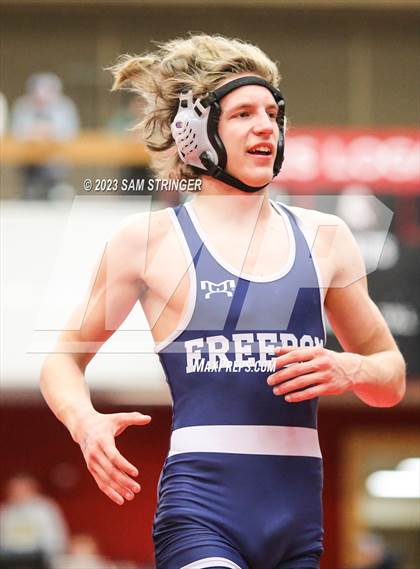 Thumbnail 2 in CIF NCS Wrestling Semifinals photogallery.