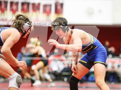 Thumbnail 1 in CIF NCS Wrestling Semifinals photogallery.