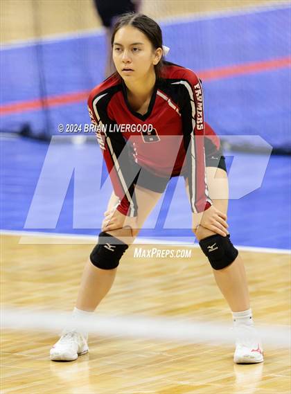 Thumbnail 2 in Wiggins vs. Hoehne (CHSAA 2A Round 1) photogallery.