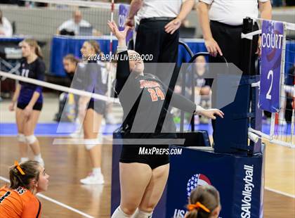Thumbnail 2 in Wiggins vs. Hoehne (CHSAA 2A Round 1) photogallery.