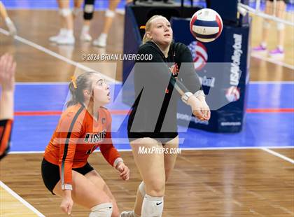 Thumbnail 2 in Wiggins vs. Hoehne (CHSAA 2A Round 1) photogallery.