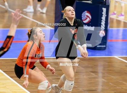 Thumbnail 1 in Wiggins vs. Hoehne (CHSAA 2A Round 1) photogallery.