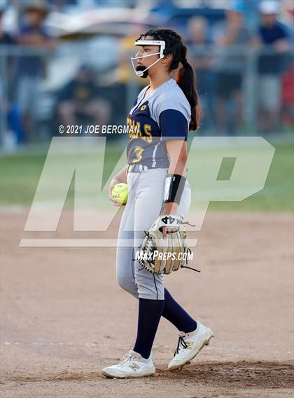 Thumbnail 2 in Highland @ Shafter (CIF Central Section D5 Final) photogallery.