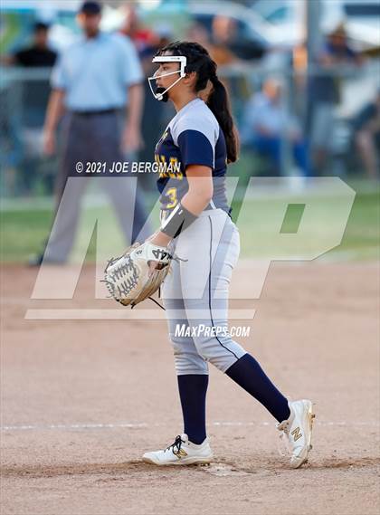 Thumbnail 1 in Highland @ Shafter (CIF Central Section D5 Final) photogallery.