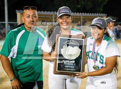 Thumbnail 1 in Highland @ Shafter (CIF Central Section D5 Final) photogallery.