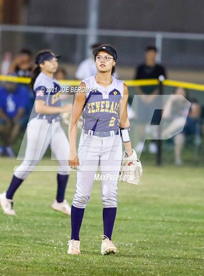 Thumbnail 2 in Highland @ Shafter (CIF Central Section D5 Final) photogallery.