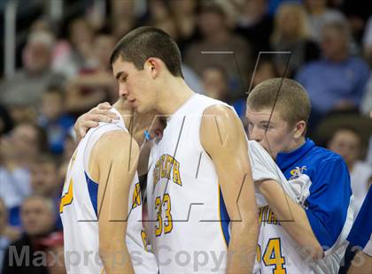 Thumbnail 1 in Holmes vs Newport Central Catholic (KHSAA Ninth Region) photogallery.