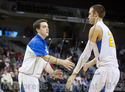 Thumbnail 2 in Holmes vs Newport Central Catholic (KHSAA Ninth Region) photogallery.